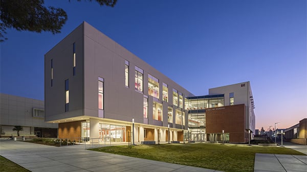 BAKERSFIELD COLLEGE SCIENCE AND ENGINEERING BUILDING